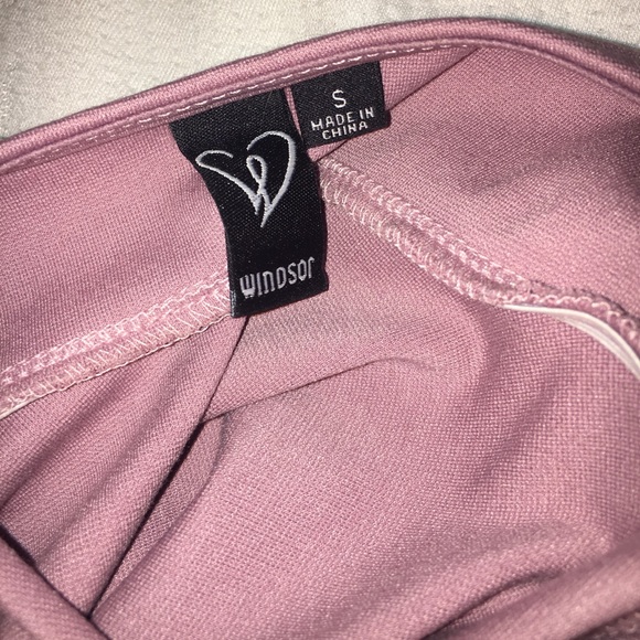 Windsor Light Purple Formal V Neck Dress - Picture 7 of 7